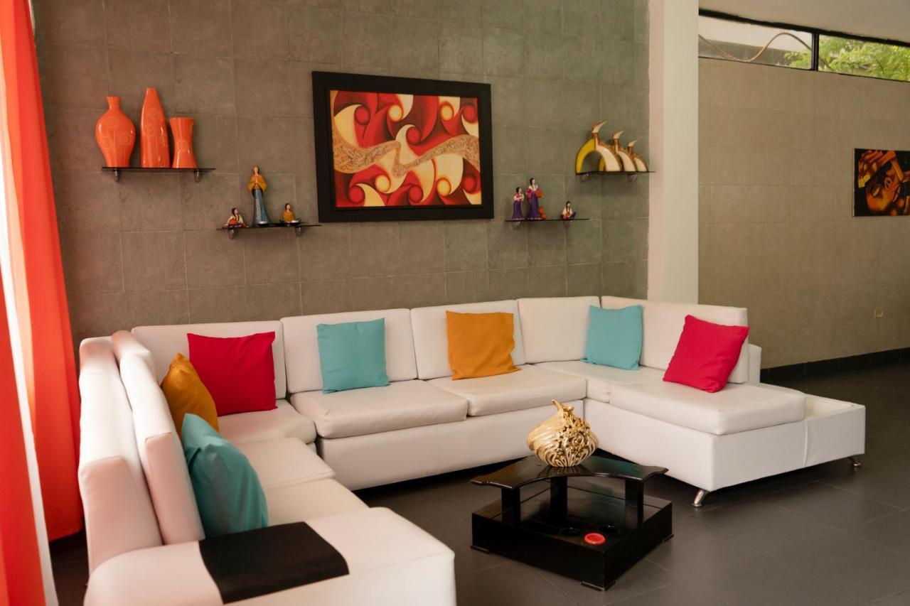 Rinakawsay - Viveviajando Apartamento Amoblado En Tena Bagian luar foto